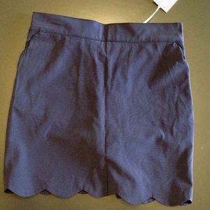Vineyard vines performance new girl navy skirt